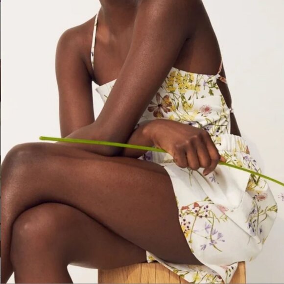 H&M Wildflower Romper L | Open Back, Adjustable Ties, Pockets, Linen Blend - Picture 5 of 5